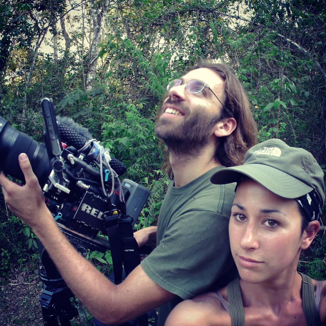 Today is the day to remember moments like these in Guatemala. Because the result of the filming in the picture will be broadcast on the TV channel ARTE in France and Germany. Check it out if you can our film " "Die Schule der Affen - Überleben im Dschungel Guatemalas" (German version) and "L’école des singes - Retour dans la jungle du Guatemala" (french version), from the original "Return of the spider monkeys".
.
.
.
22 November 2019 at 18:30 (Germany) and 18:55 (France)
Link: www.arte.tv/fr/videos/067786-000-A/l-ecole-des-singes-retour-dans-la-jungle-du-guatemala/
.
.
.
#atelesfilms
#arte #artetv #michaelsanderson #analuisasantos
#spidermonkeys #wildlifefilm #wildlifefilmmaking #miller #millertripodsfr #millertripods #reddigitalcinema #shotonred #redepic #5k #redcamera #sigma #sigmaphoto